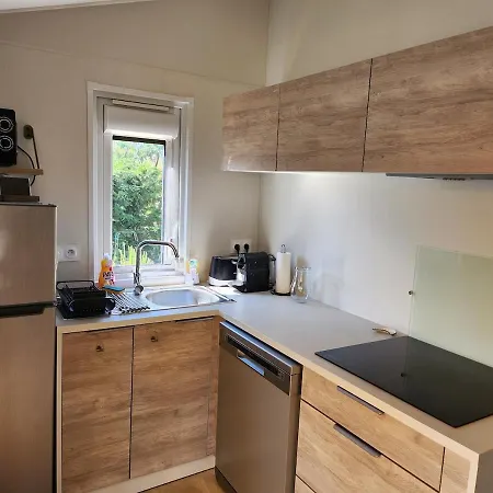 Dans Un 4 Etoiles * La Teste-de-Buch