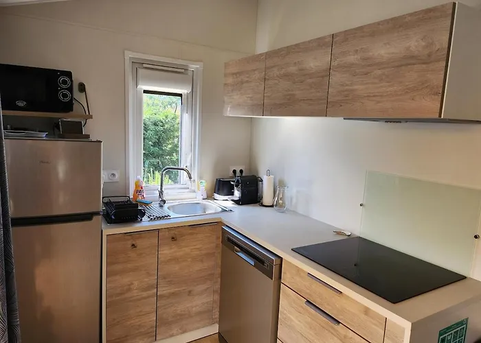 Dans Un 4 Etoiles * La Teste-de-Buch